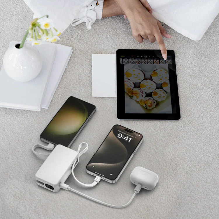 1-Power Vital+ Power Bank 10000mAh With 2 Built-In USB-C Cables - Image 9
