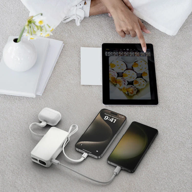 1-Power Vital+ Power Bank 10000mAh With Built-In USB-C and Lightning Cable - Image 9