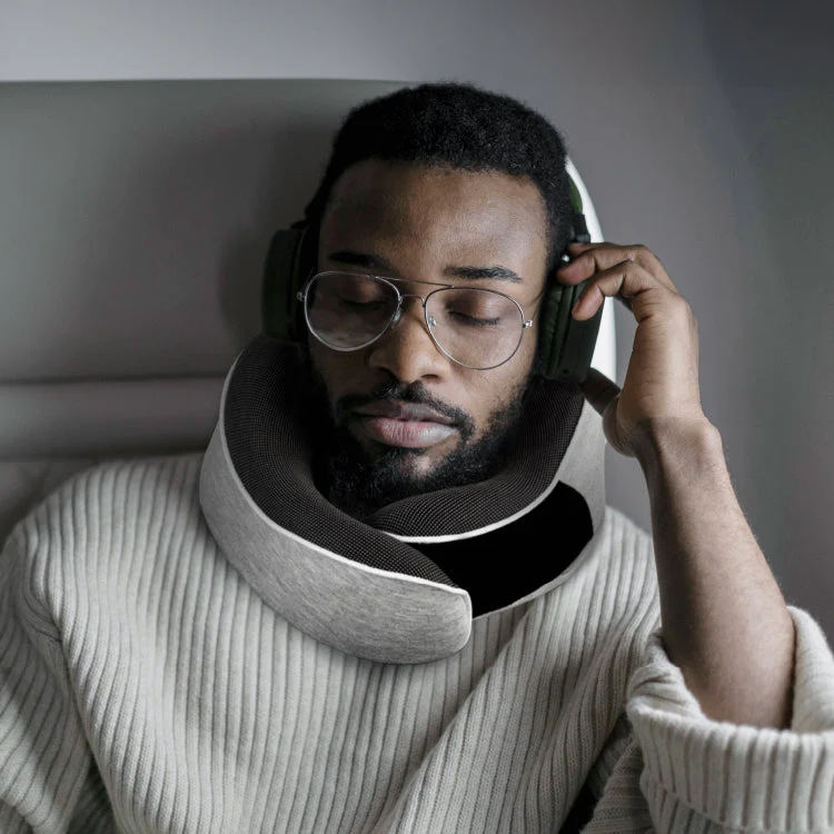 1-World Ergonomic Travel Pillow - Image 3